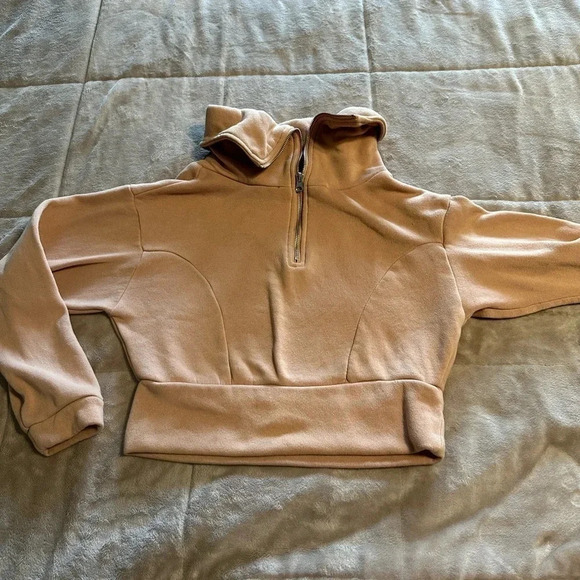 Love Streak Cropped Sweatshirt Quarter Zip Size Medium Tan - Picture 1 of 5